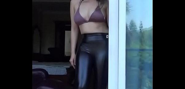  Beautiful booty Asian in shiny latex leggings!